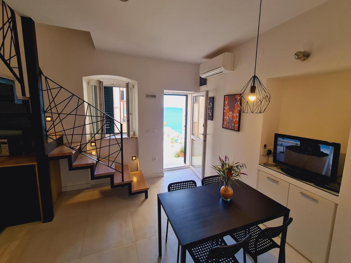 Beach Apartment Renco Sumpetar Exterior photo